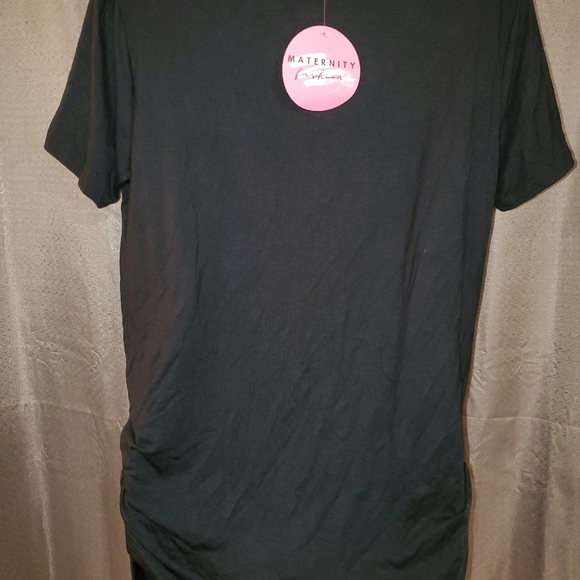 NWT Mommy est. 2023 top - Picture 3 of 4